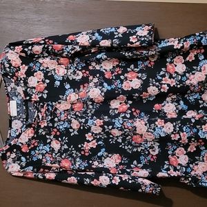 bobbie brooks floral 3/4 sleeve top
